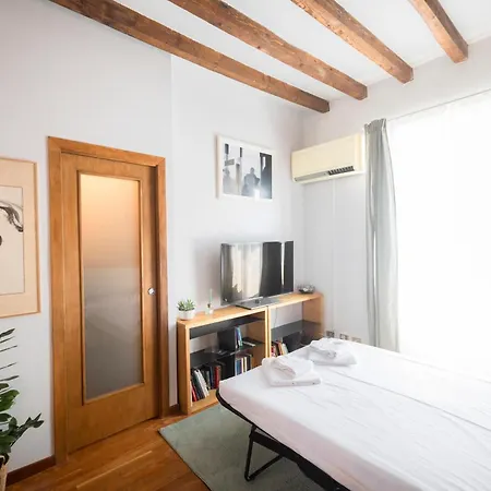 Elegant Navigli View Loft * Milan